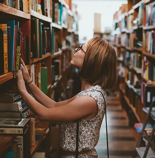Biblioteca, libros finanzas personales