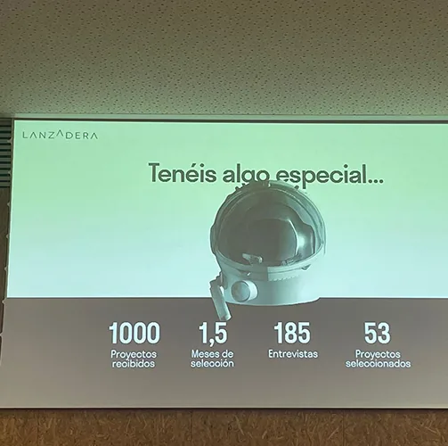 PRESENTACION EN JORNADA PARA STARTUPS